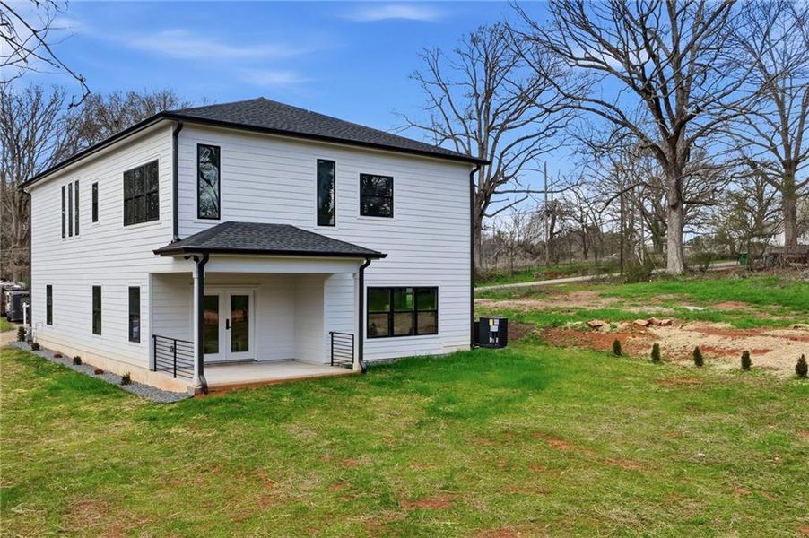 Exterior details and patio area of a home in , Scottdale (Image 28).