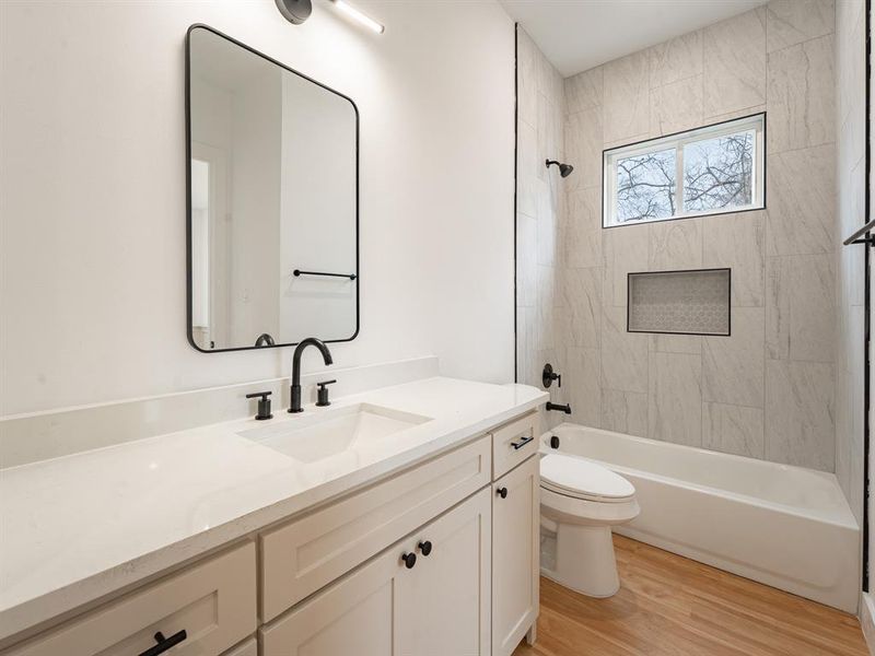 Furnished interior view inside a new home in , Dallas (Image 7).