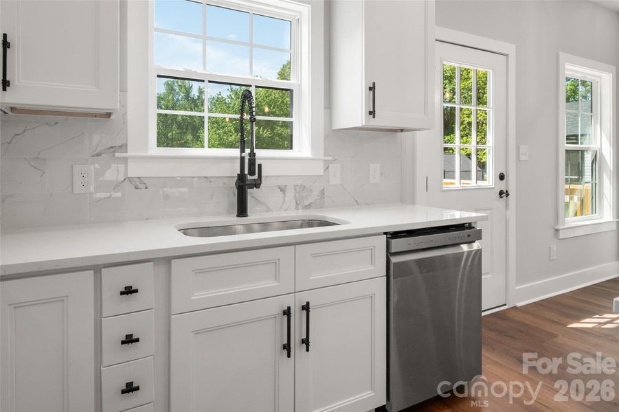 Furnished interior view inside a new home in , Kannapolis (Image 11).
