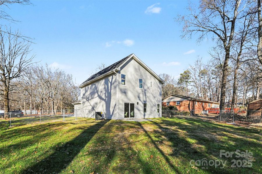 Image 31 of a home in . Image 31 of a home in .