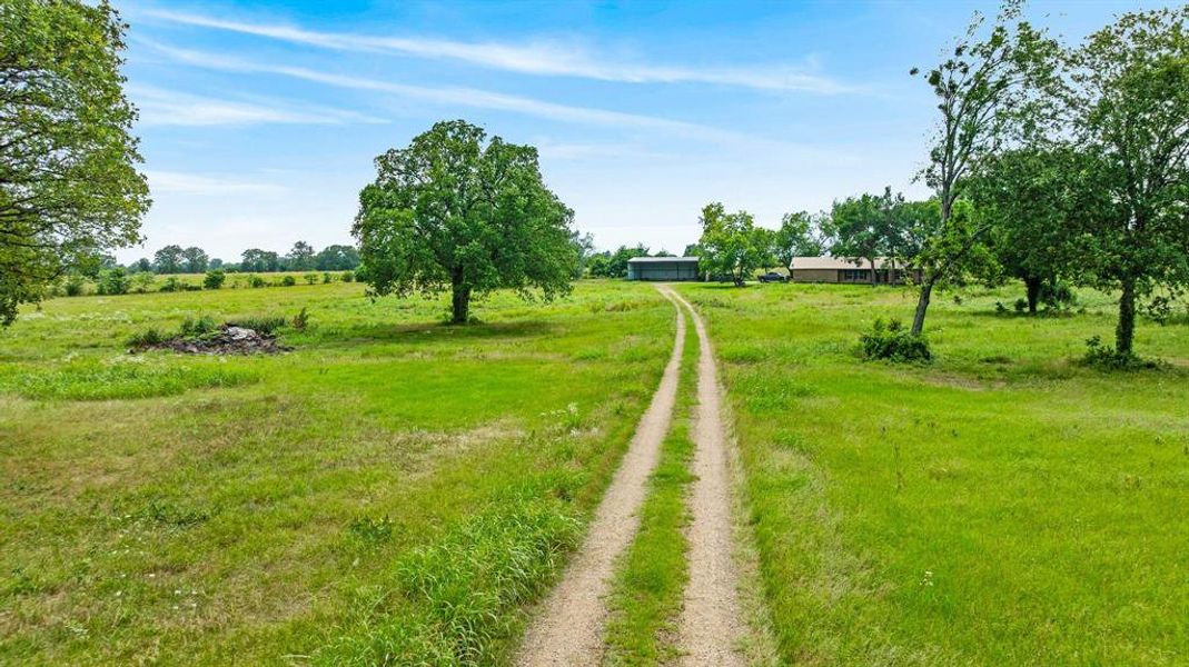 Natural landscape and outdoor views near in Pattonville (Image 26). Natural landscape and outdoor views near in Pattonville (Image 26).