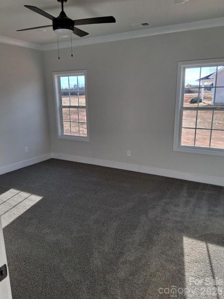 Spacious, unfurnished interior of a new home in Northlake, Statesville (Image 8).