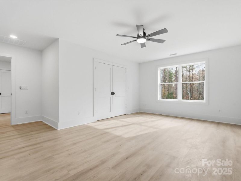 Spacious, unfurnished interior of a new home in , Mooresville (Image 37).