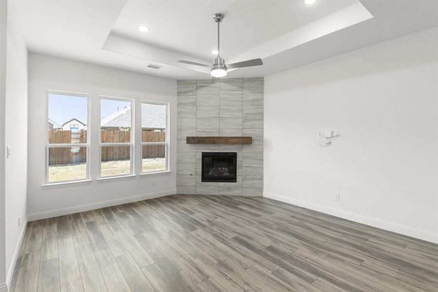 Representative unfurnished interior of a home built from the Frisco by Pacesetter Homes in La Terra at Uptown Celina, Celina (Image 13). Representative unfurnished interior of a home built from the Frisco by Pacesetter Homes in La Terra at Uptown Celina, Celina (Image 13).