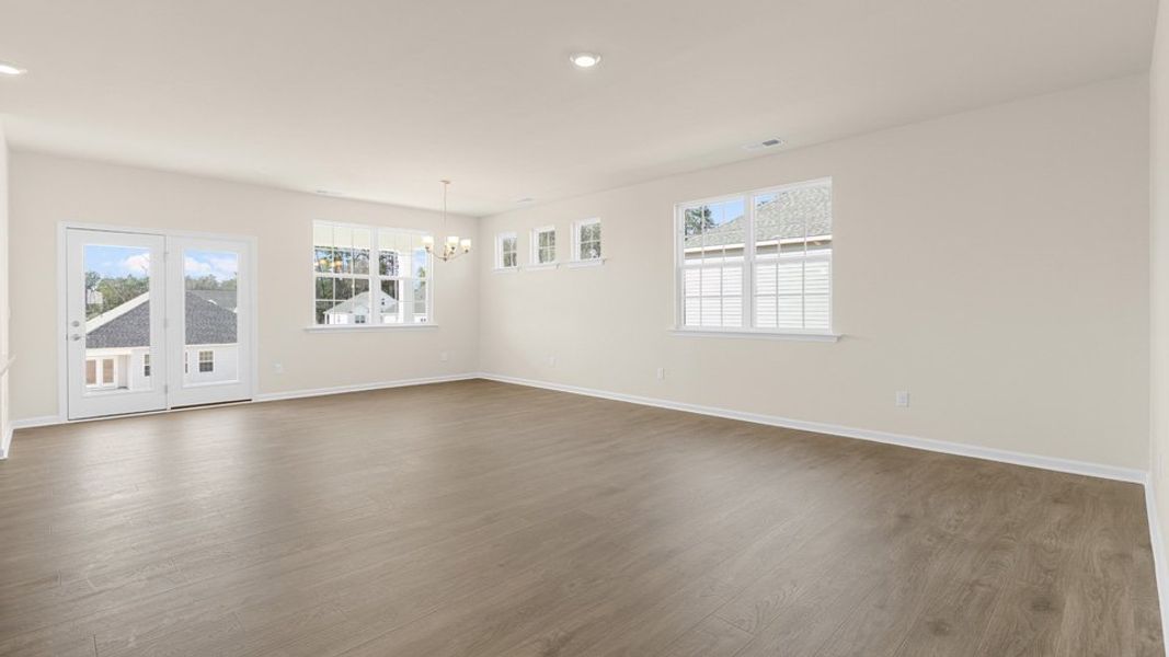 Spacious, unfurnished interior of a new home in The Villas at Collinswood, Aberdeen (Image 13).
