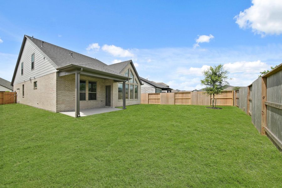 Exterior details and patio area of a home in Meridiana 40', 65', Iowa Colony (Image 2). Exterior details and patio area of a home in Meridiana 40', 65', Iowa Colony (Image 2).