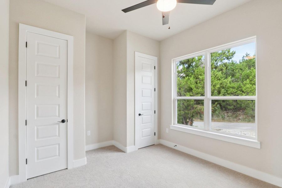 Secondary bedroom Secondary bedroom