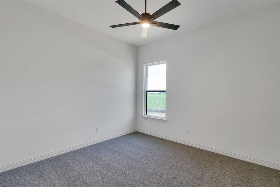 Spacious, unfurnished interior of a new home in , Waxahachie (Image 11).