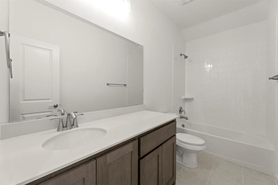 26. 209 Evenstar - 4TH Bath