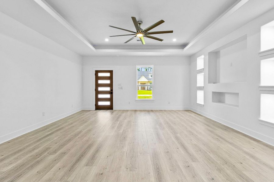 Spacious, unfurnished interior of a new home in , Onalaska (Image 38).