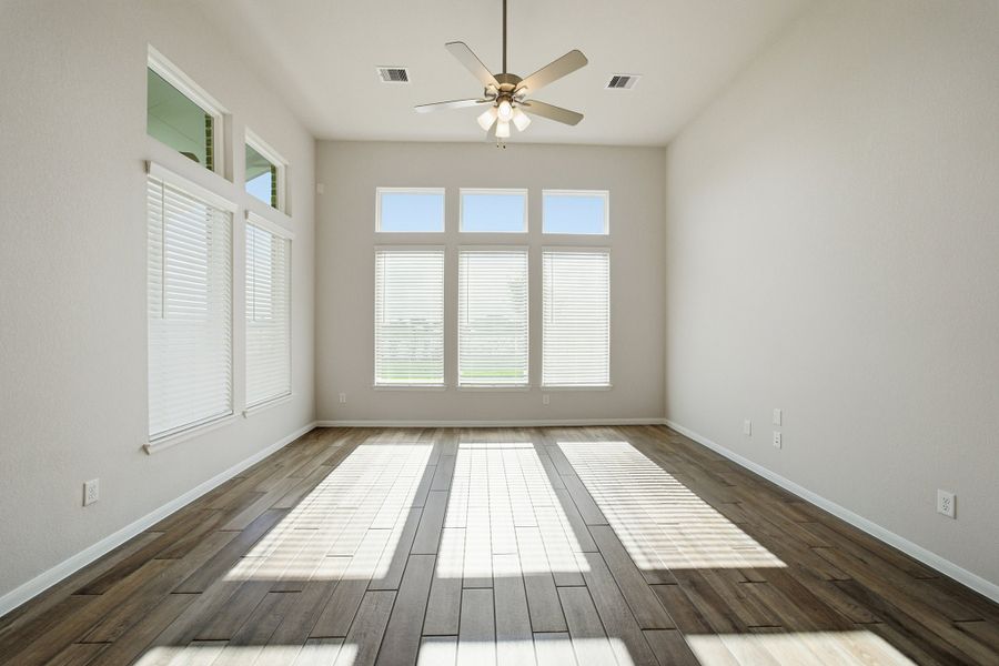 Spacious, unfurnished interior of a new home in Ashland, Richwood (Image 14).