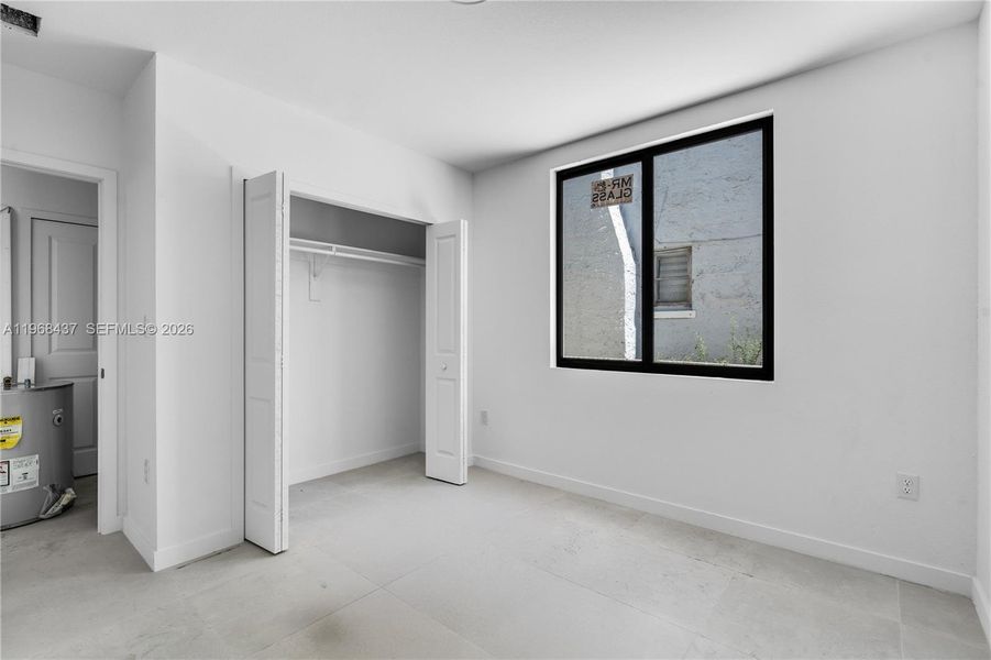 Spacious, unfurnished interior of a new home in , Miami (Image 8).