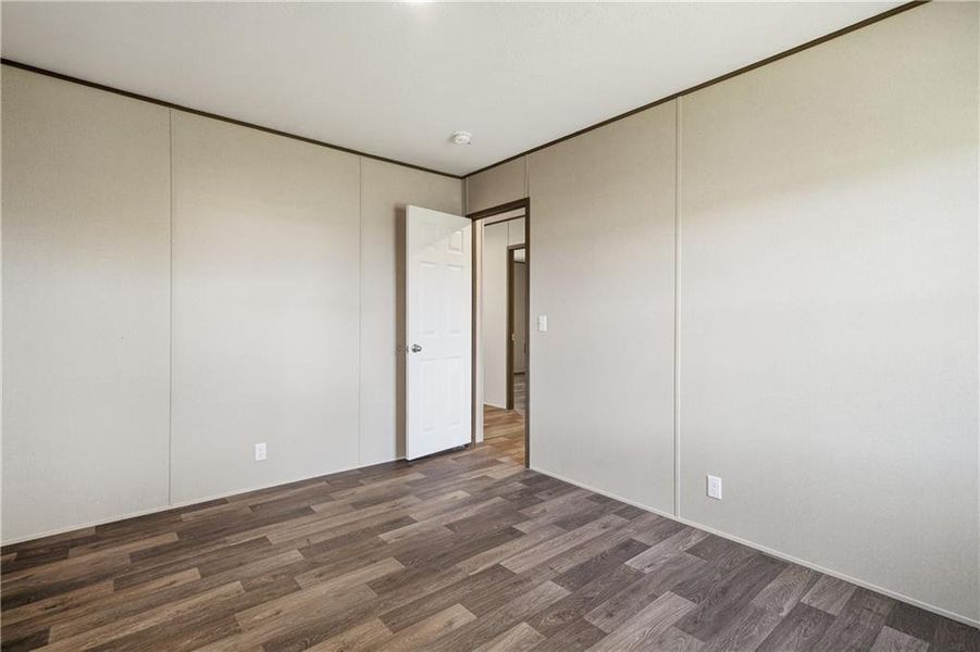 Spacious, unfurnished interior of a new home in , Franklin (Image 29).