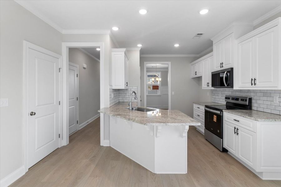 Furnished interior view inside a new home in Tillery Park, Grovetown (Image 7).