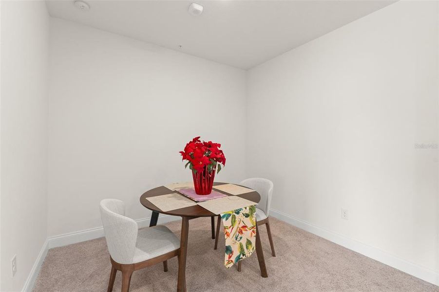 Furnished interior view inside a new home in , Orlando (Image 26).