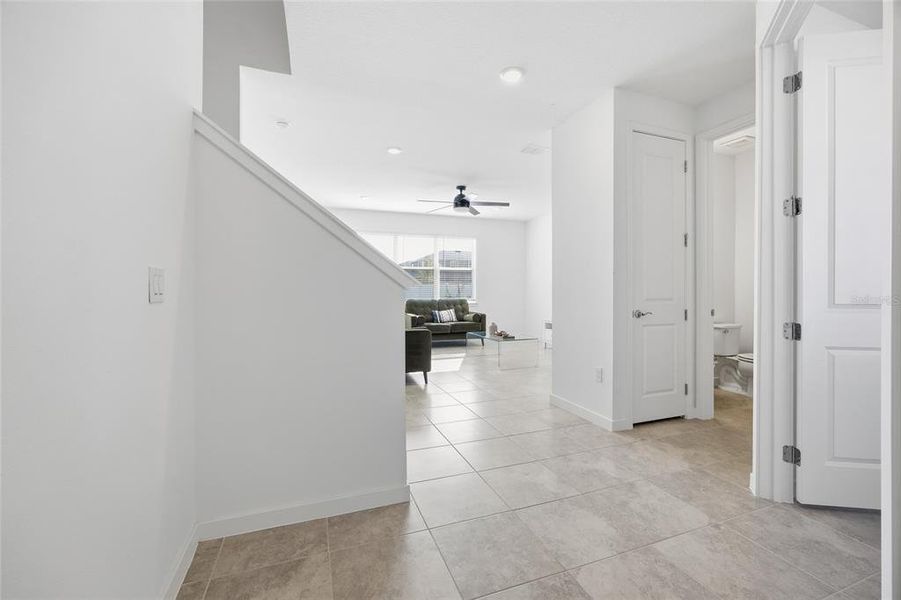 Spacious, unfurnished interior of a new home in Marion Ranch, Ocala (Image 28).