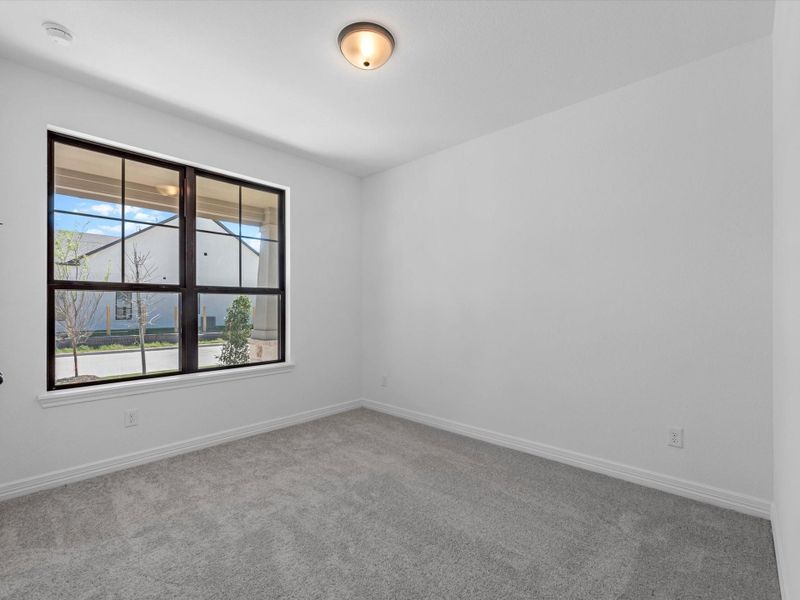 Spacious, unfurnished interior of a new home in Austin Point, Richmond (Image 25).