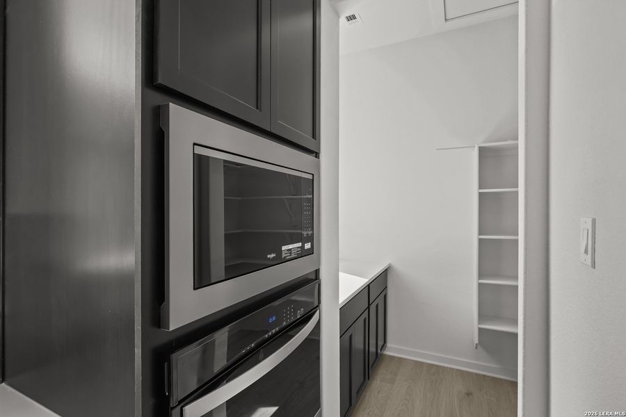 Furnished interior view inside a new home in Buffalo Crossing, Cibolo (Image 10).