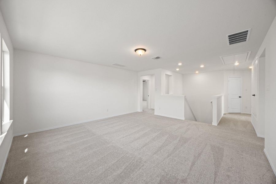 Spacious, unfurnished interior of a new home in Salerno - Classic Collection, Round Rock (Image 23).