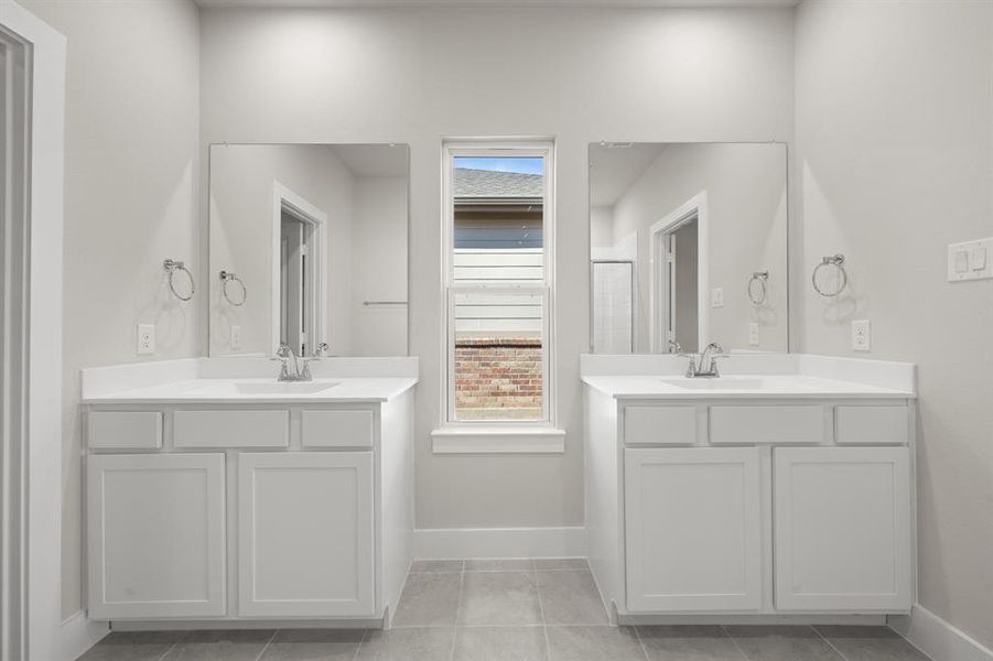 7404 Summer Sunset- Primary Suite-4