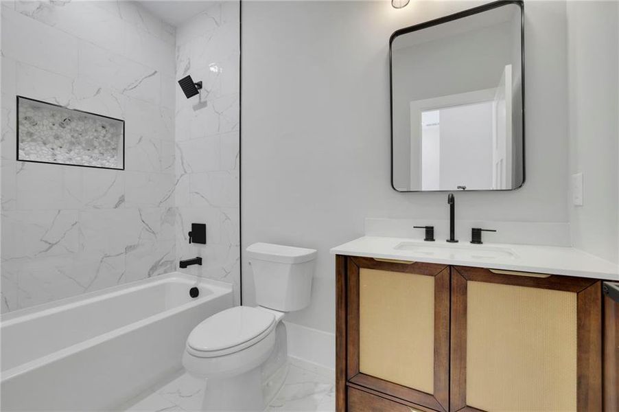 Furnished interior view inside a new home in , Kennesaw (Image 5).