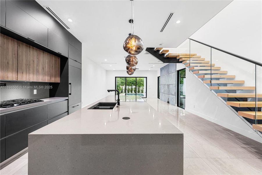 Image 37 of a home in . Image 37 of a home in .