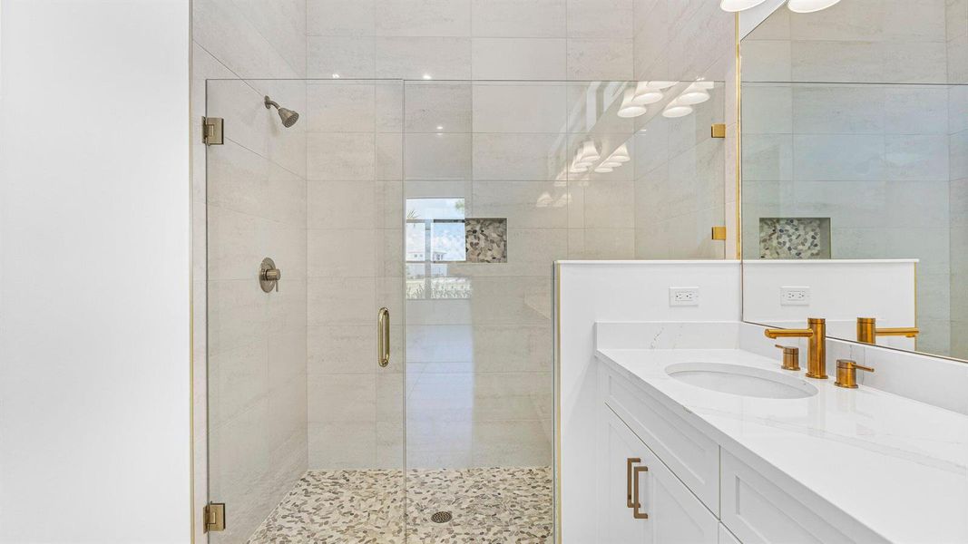 Owner's Bath