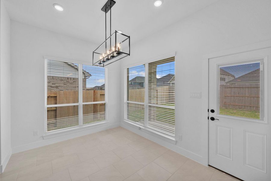 Spacious, unfurnished interior of a new home in Sunterra, Katy (Image 18). Spacious, unfurnished interior of a new home in Sunterra, Katy (Image 18).