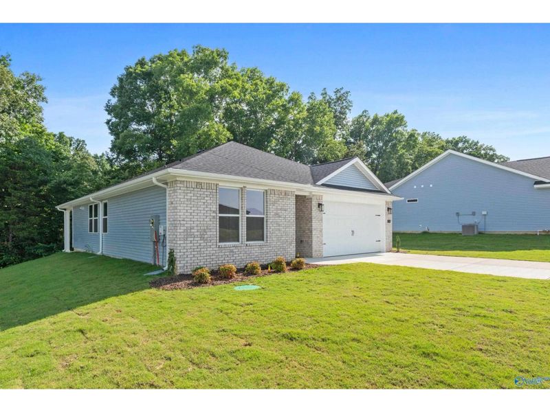 Exterior details and patio area of a home in Bailey Park, Fayetteville (Image 3).