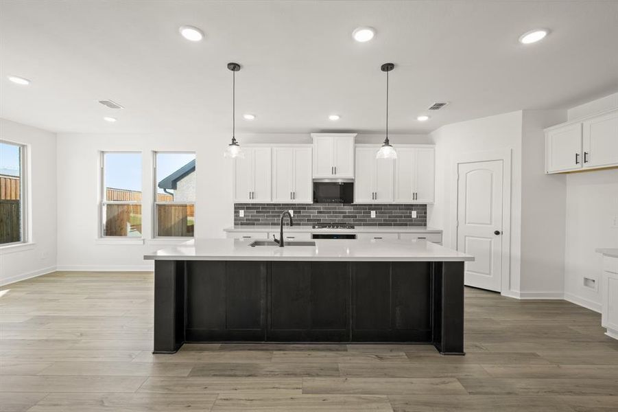 224 Whitetail-  Kitchen-1