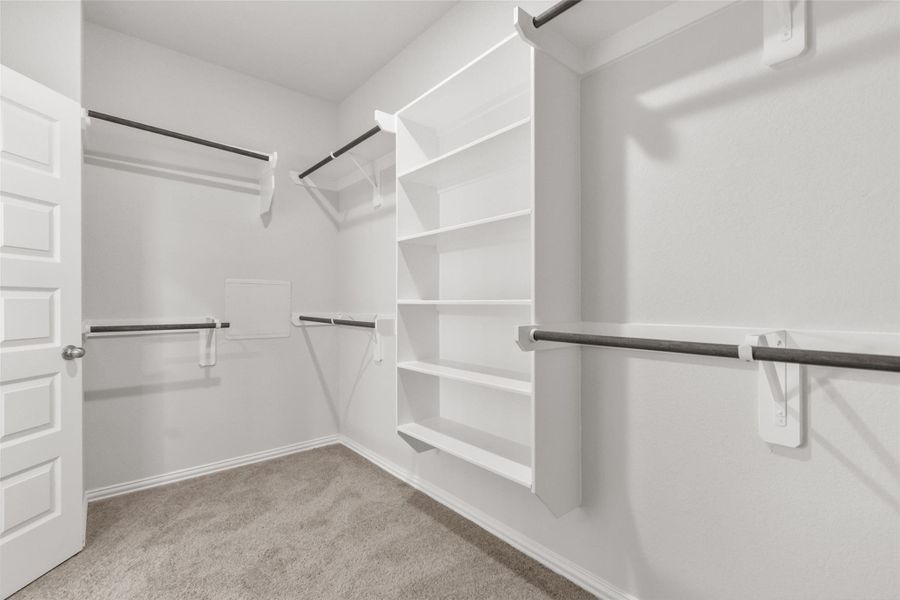 Spacious, unfurnished interior of a new home in Park at Eldridge, Sugar Land (Image 36). Spacious, unfurnished interior of a new home in Park at Eldridge, Sugar Land (Image 36).