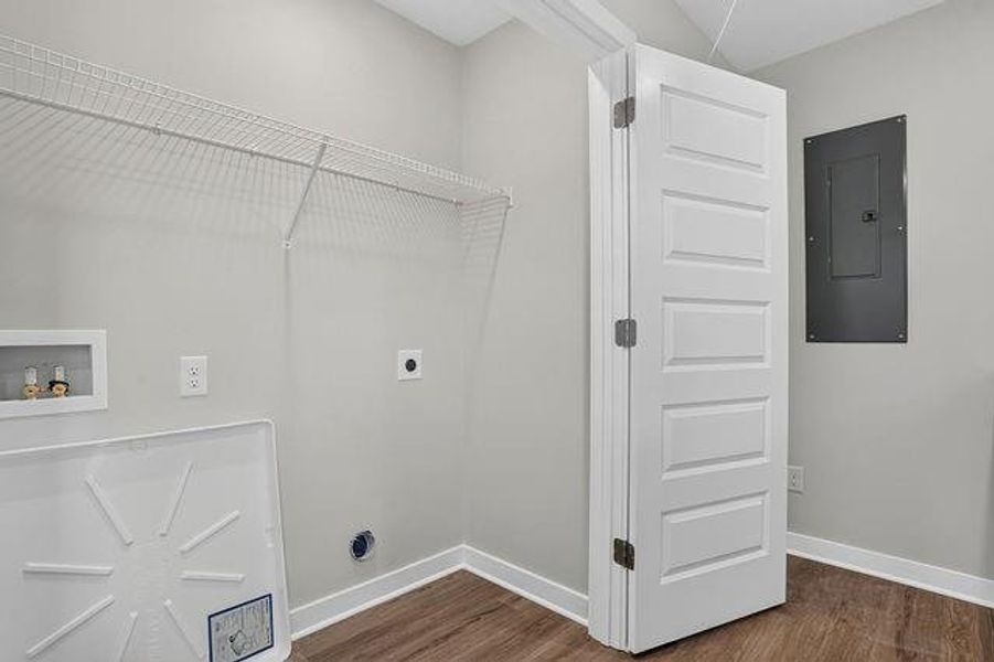 Spacious, unfurnished interior of a new home in , Fayetteville (Image 9).