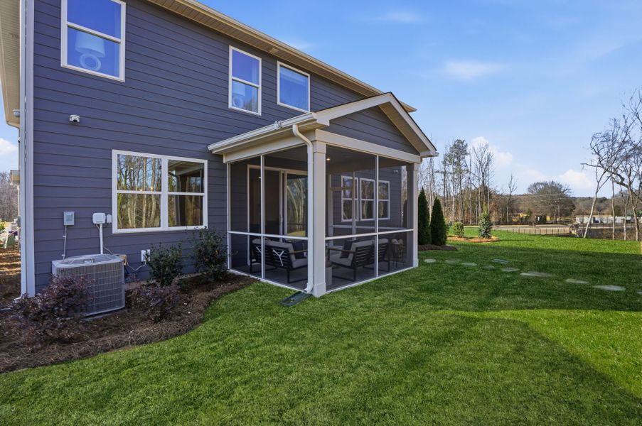 Sequoia Model screen porch