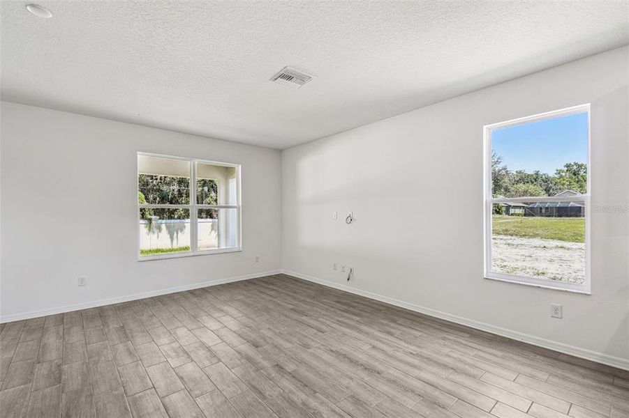 Spacious, unfurnished interior of a new home in Cascades at Southern Hills, Brooksville (Image 39). Spacious, unfurnished interior of a new home in Cascades at Southern Hills, Brooksville (Image 39).