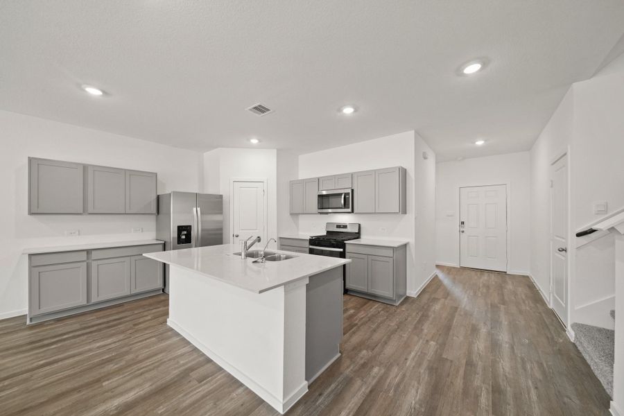 Furnished interior view inside a new home in Grand Pines, Magnolia (Image 6). Furnished interior view inside a new home in Grand Pines, Magnolia (Image 6).