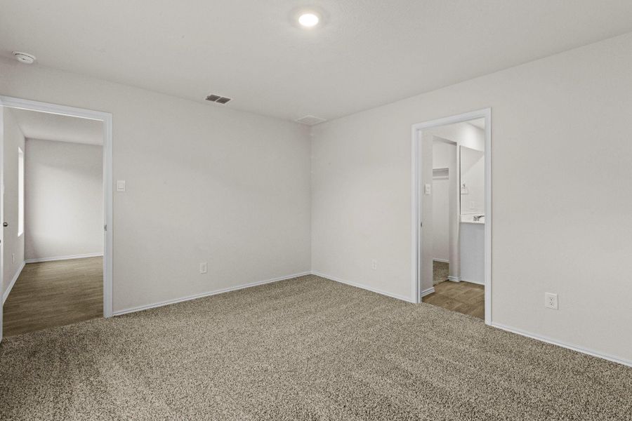 Spacious, unfurnished interior of a new home in Sunset Oaks, Maxwell (Image 21). Spacious, unfurnished interior of a new home in Sunset Oaks, Maxwell (Image 21).