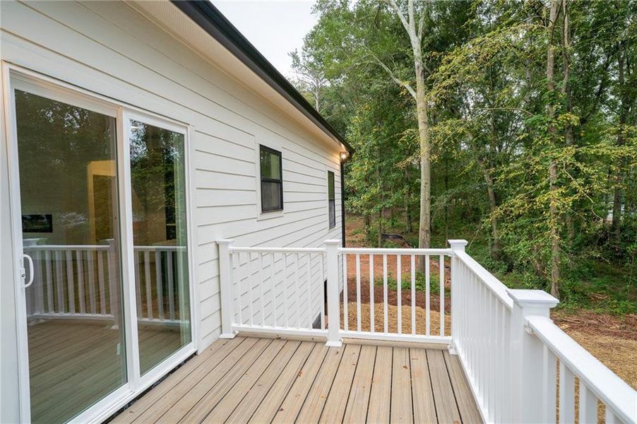 Exterior details and patio area of a home in , Hartwell (Image 16).