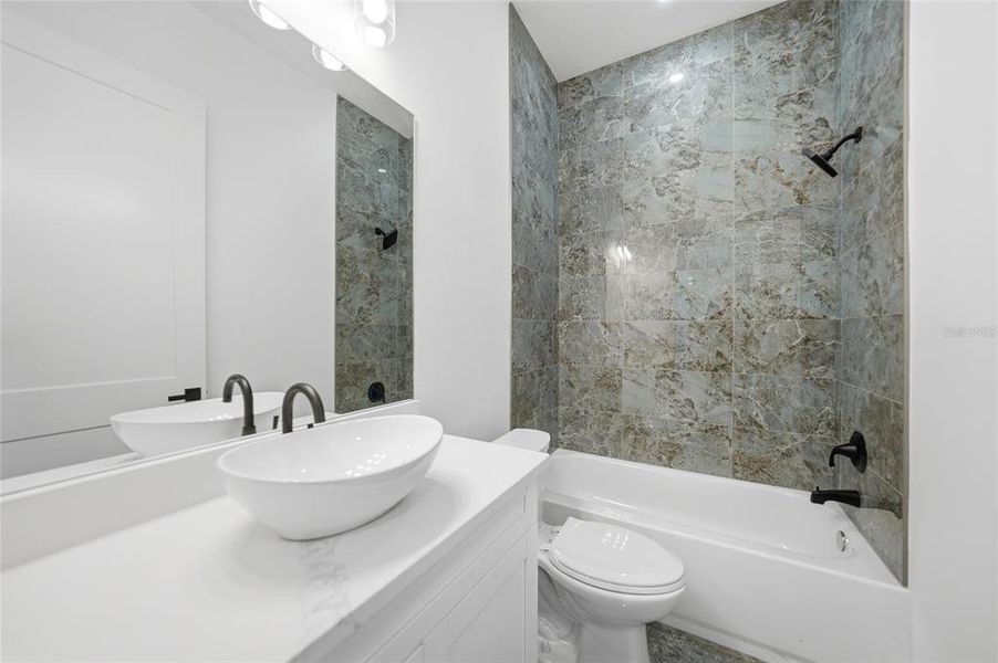 Furnished interior view inside a new home in , Punta Gorda (Image 11).