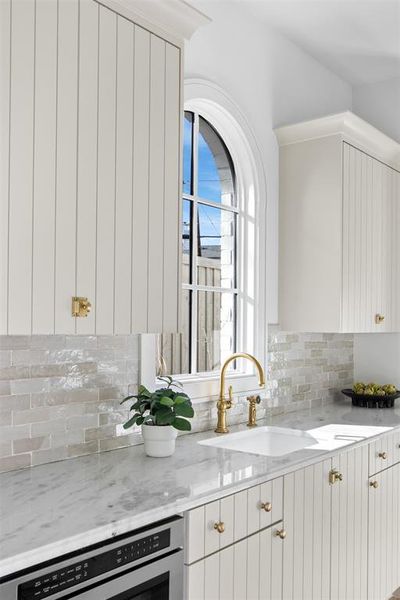 Image 39 of a home in .