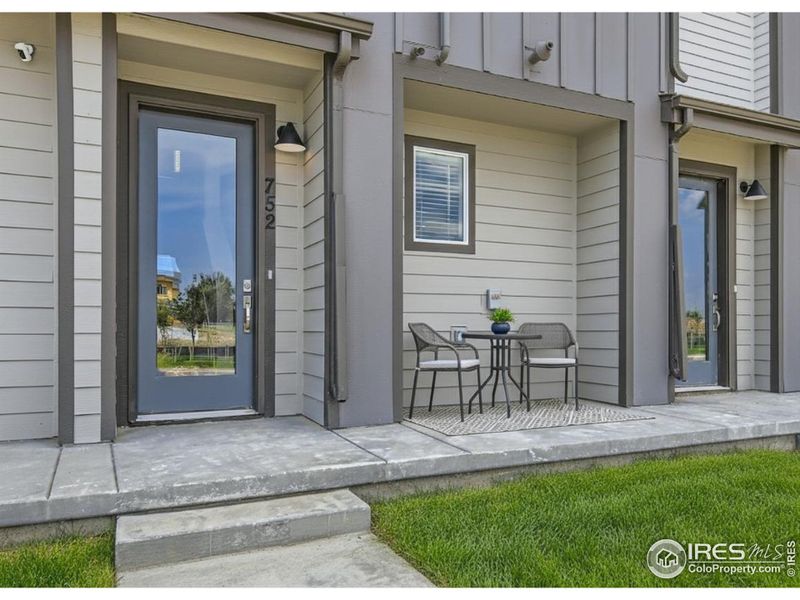 Fantastic curb appeal! Fantastic curb appeal!