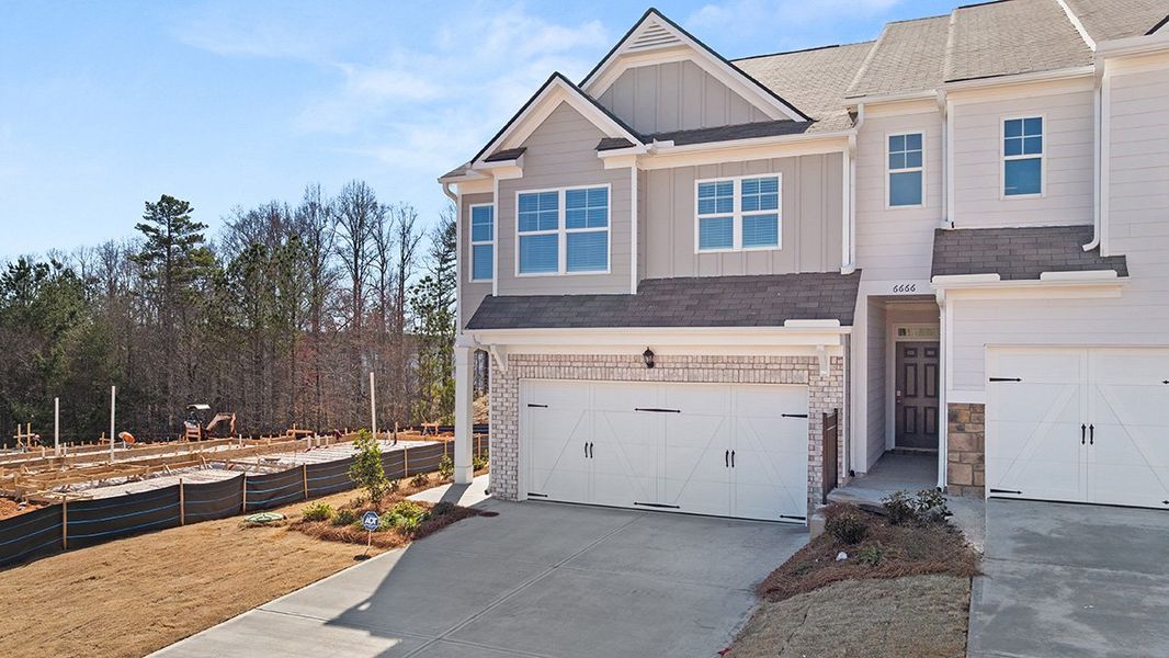 Image 43 of a home in Hughes Court.