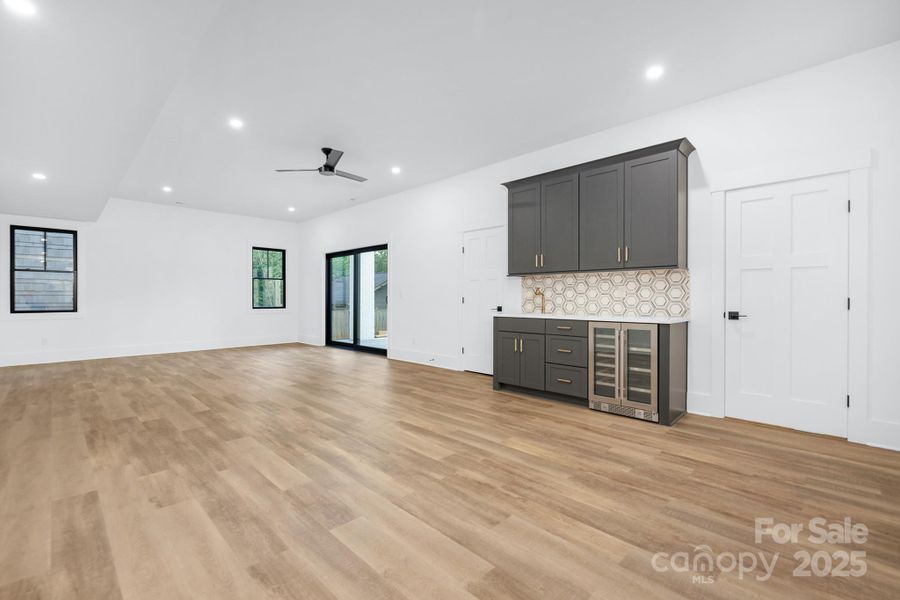 Spacious, unfurnished interior of a new home in , Charlotte (Image 35).