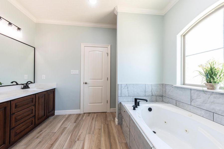 Furnished interior view inside a new home in , Beaumont (Image 7).
