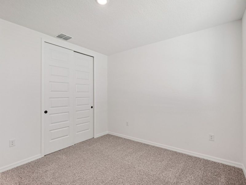 Spacious, unfurnished interior of a new home in Oakfield Trails - Signature Series, Parrish (Image 11). Spacious, unfurnished interior of a new home in Oakfield Trails - Signature Series, Parrish (Image 11).