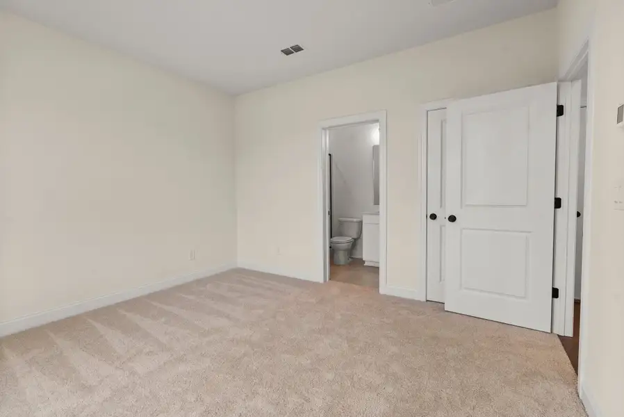 Representative unfurnished interior of a home built from the The Grayson II by The Providence Group in Townes 333, Peachtree Corners (Image 18).