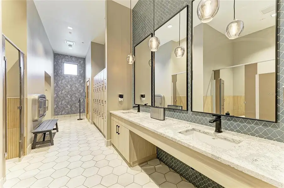 Furnished interior view inside a new home in , Venice (Image 45).