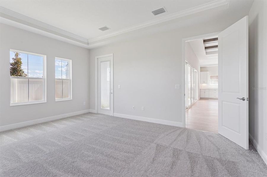 Spacious, unfurnished interior of a new home in Oakfield, Parrish (Image 34).