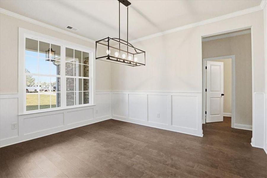Spacious, unfurnished interior of a new home in Bradley Gin, Monroe (Image 39).