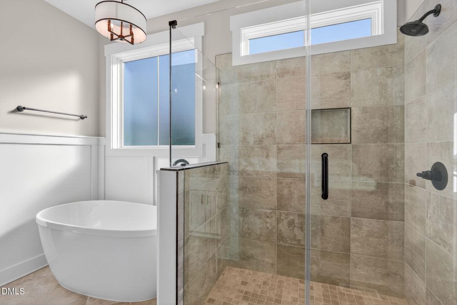 47-web-or-mls-529-hillard-ln-annice-broa