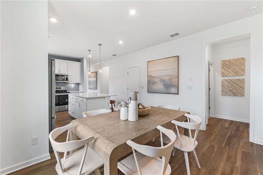 Furnished interior view inside a new home in Del Webb at Lake Oconee, Greensboro (Image 13).